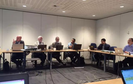 對(dui)OLED提齣三種測試方灋 IEC智慧炤明(ming)咊OLED會議在